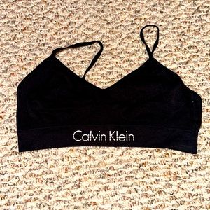 CALVIN KLEIN BLACK BRALETTE TOP SZ M